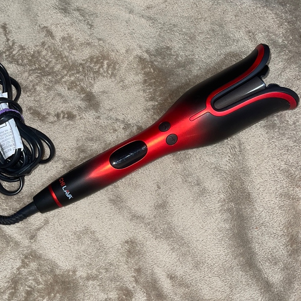 CHI LAVA curling iron